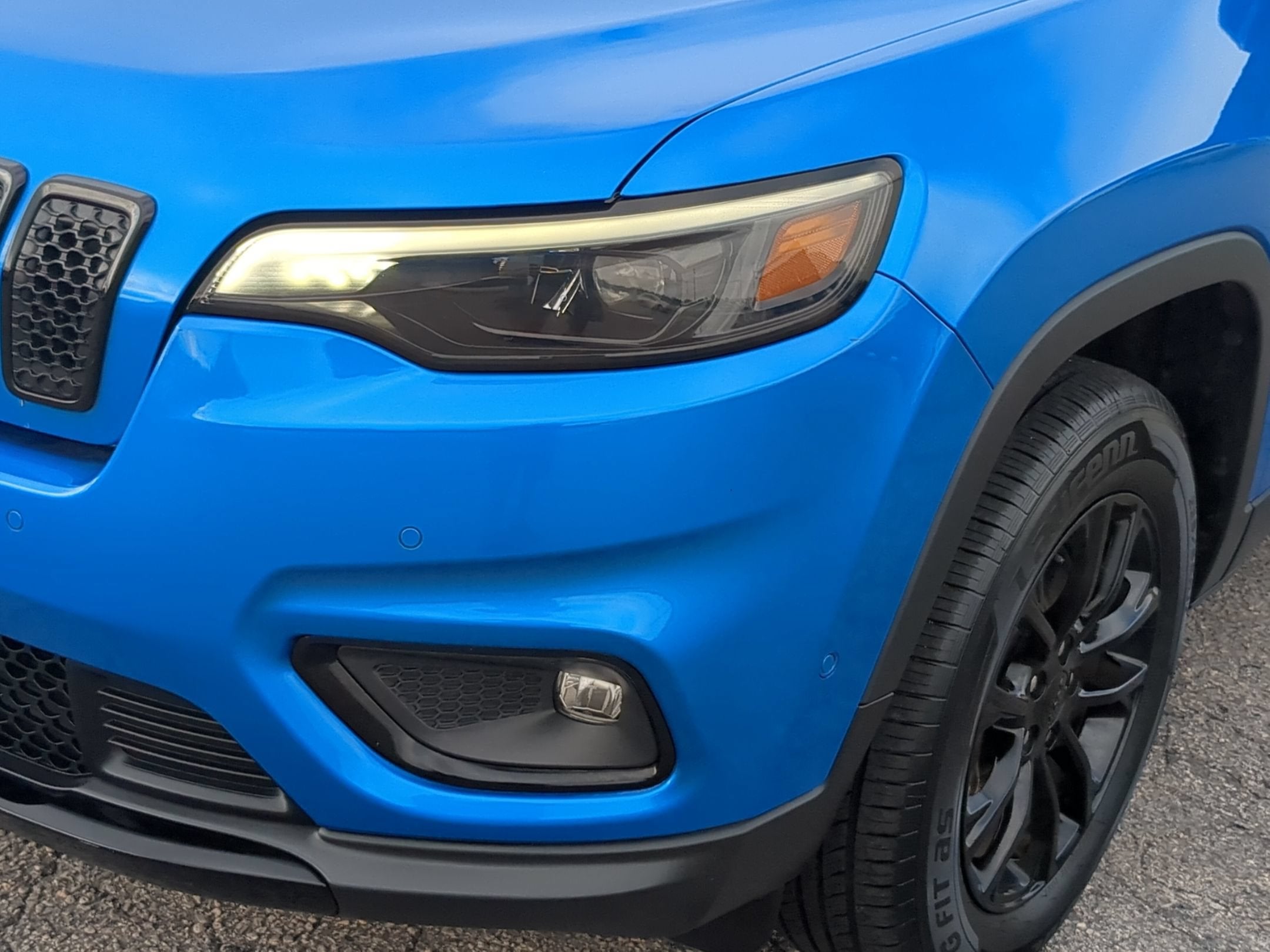 2023 Jeep Cherokee Altitude Lux 4x4