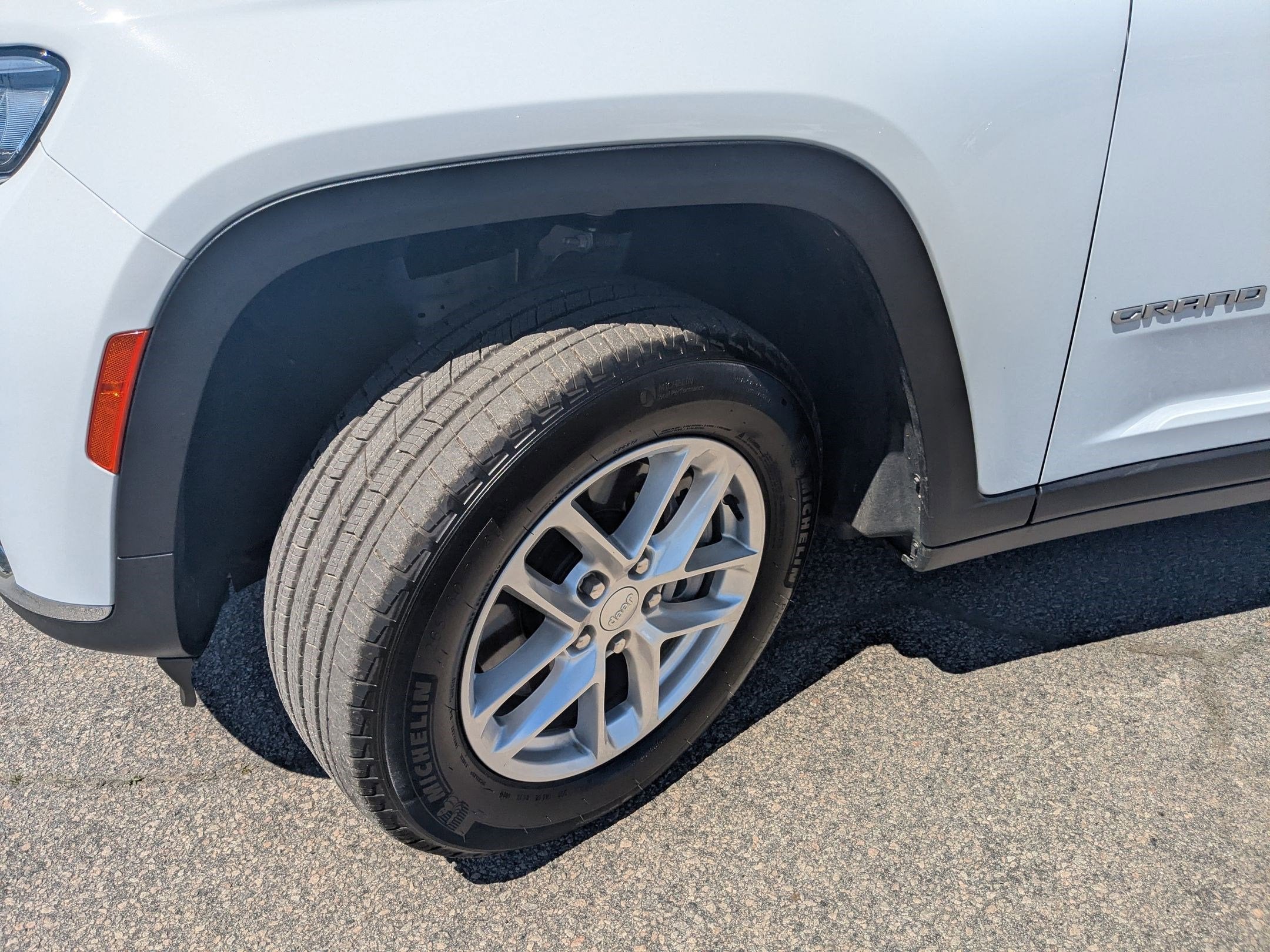 2025 Jeep Grand Cherokee L Laredo X 4x4