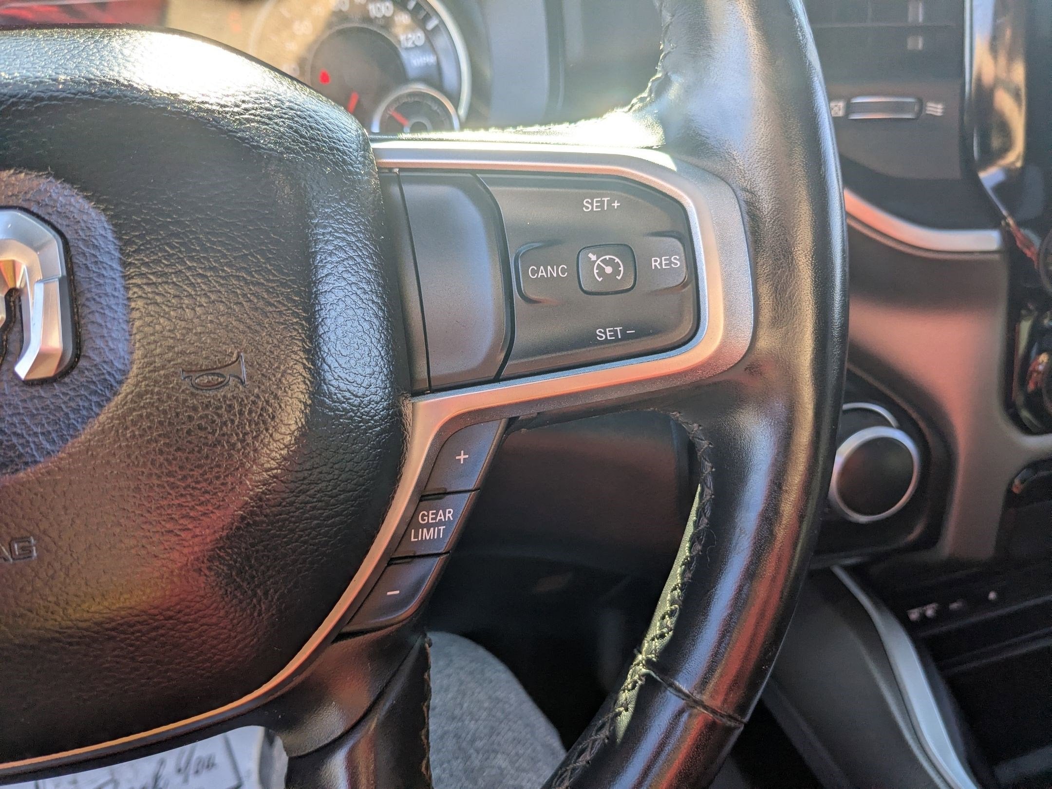 2019 RAM 1500 Big Horn/Lone Star Crew Cab 4x4 5'7' Box