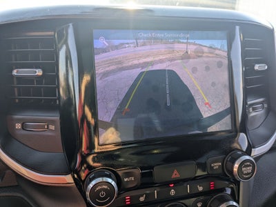 2019 RAM 1500 Big Horn/Lone Star Crew Cab 4x4 5'7' Box