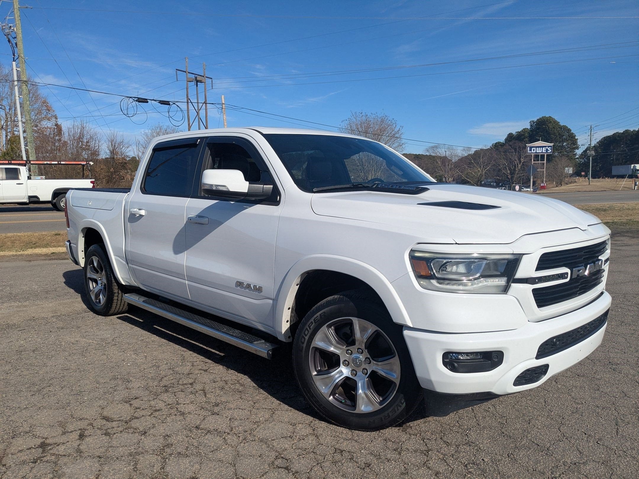 2021 RAM 1500 Laramie Crew Cab 4x4 5'7' Box