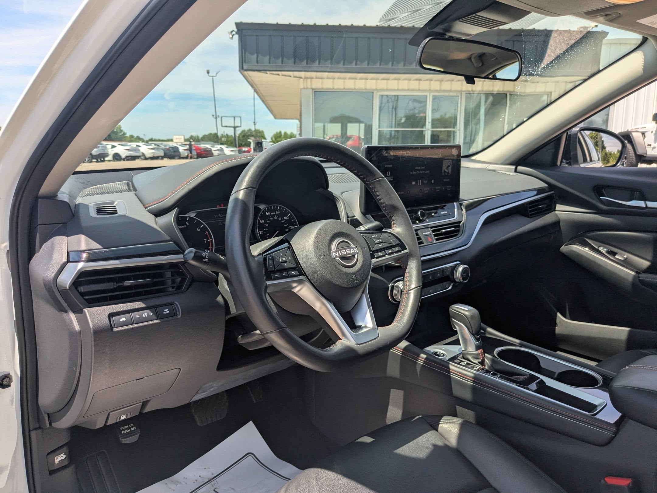 2024 Nissan Altima SR FWD