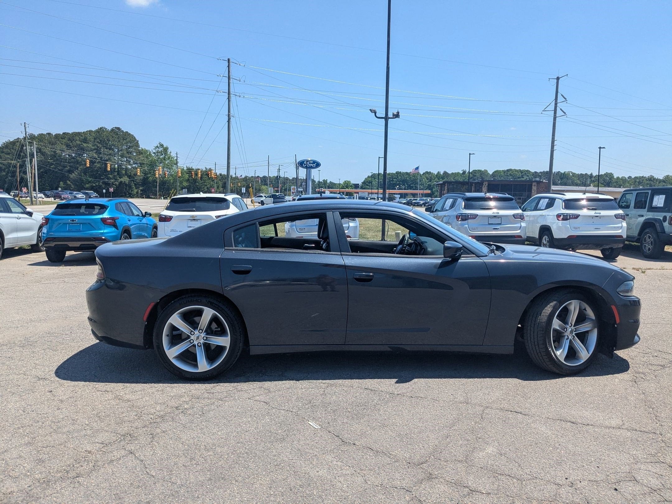 2017 Dodge Charger SXT RWD