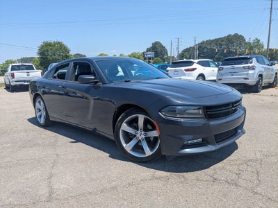 2017 Dodge Charger SXT RWD