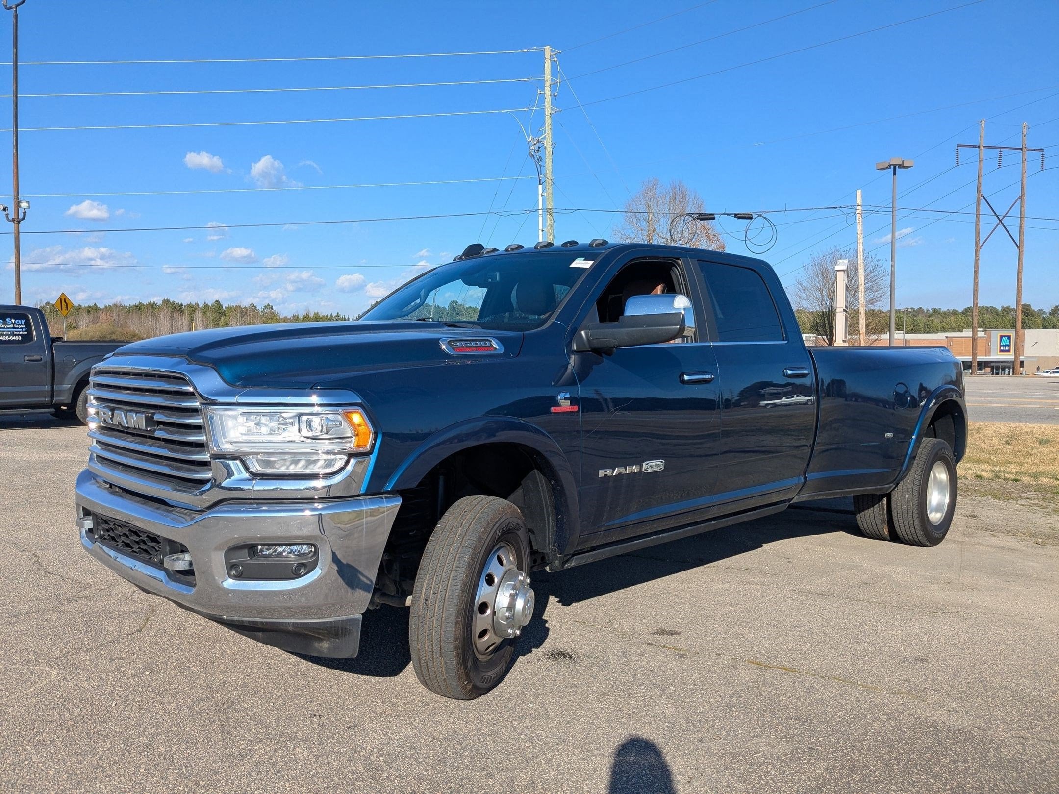 2022 RAM 3500 Limited Longhorn Crew Cab 4x4 8' Box