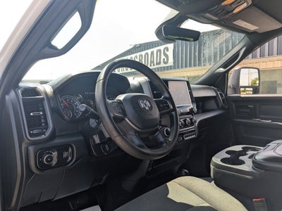 2023 RAM 2500 Tradesman Crew Cab 4x4 6'4' Box