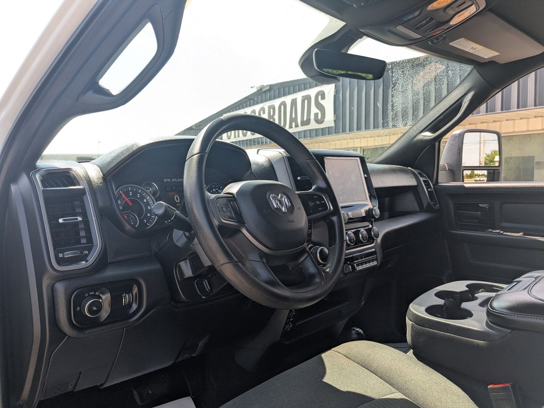 2023 RAM 2500 Tradesman Crew Cab 4x4 6'4' Box
