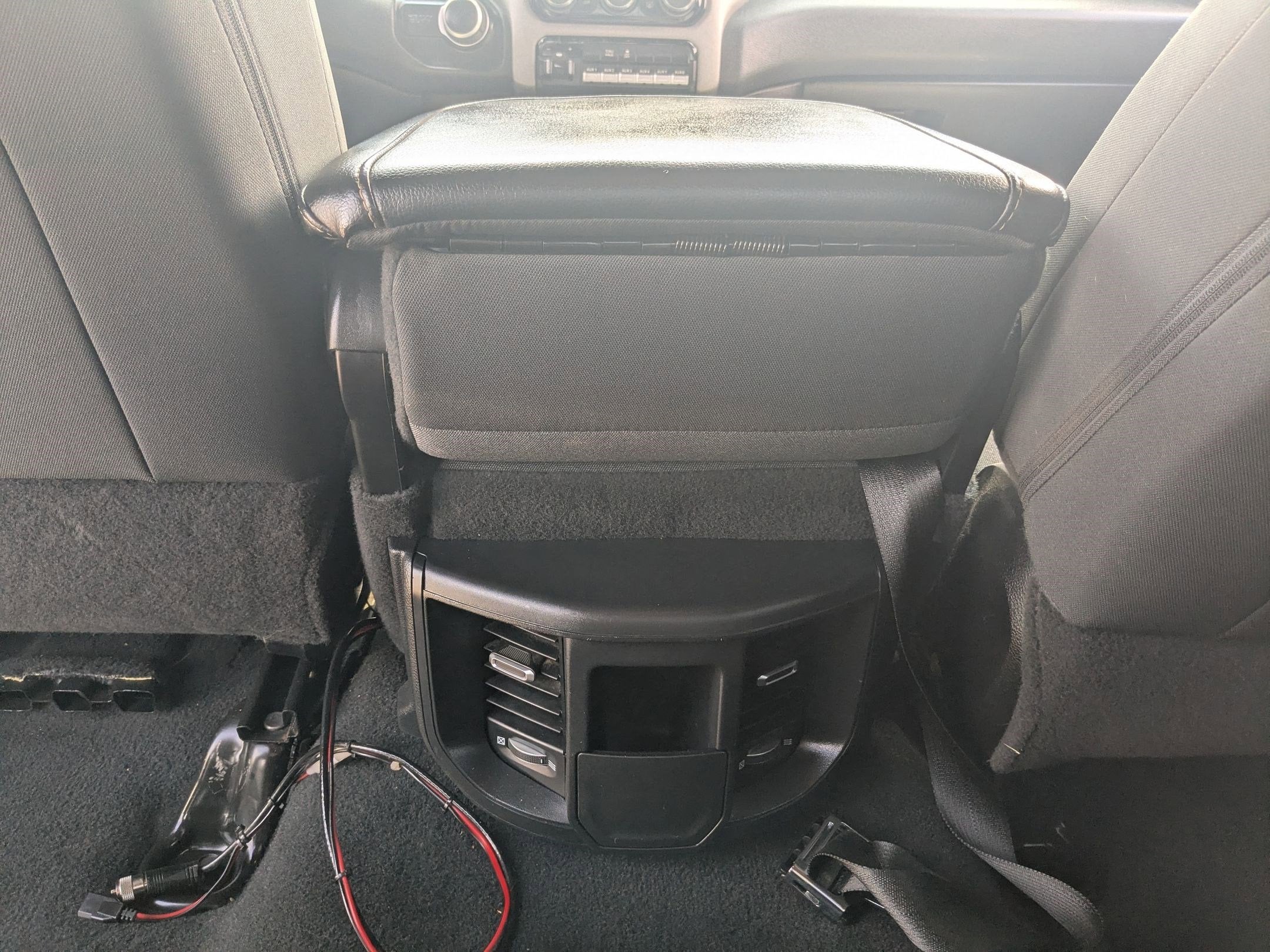 2023 RAM 2500 Tradesman Crew Cab 4x4 6'4' Box