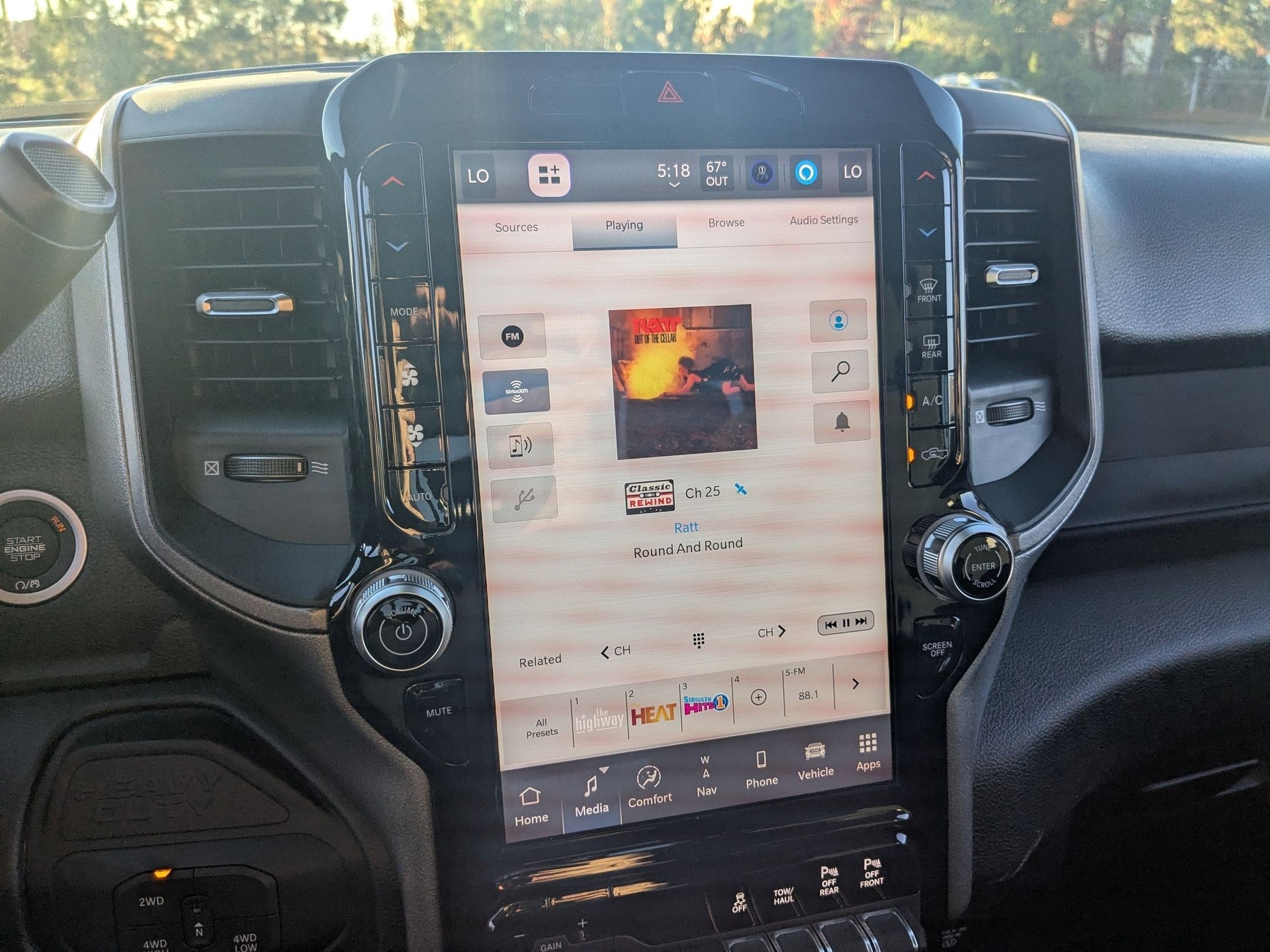 2026 RAM 2500 Tradesman Crew Cab 4x4 6'4' Box