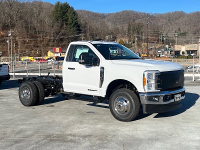 2026 Ford Super Duty F-350 DRW XL