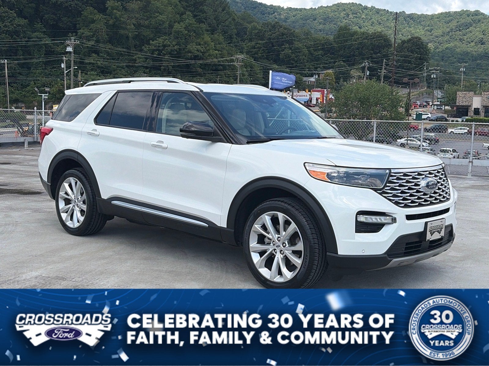 2023 Ford Explorer Platinum