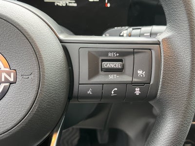 2025 Nissan Kicks S
