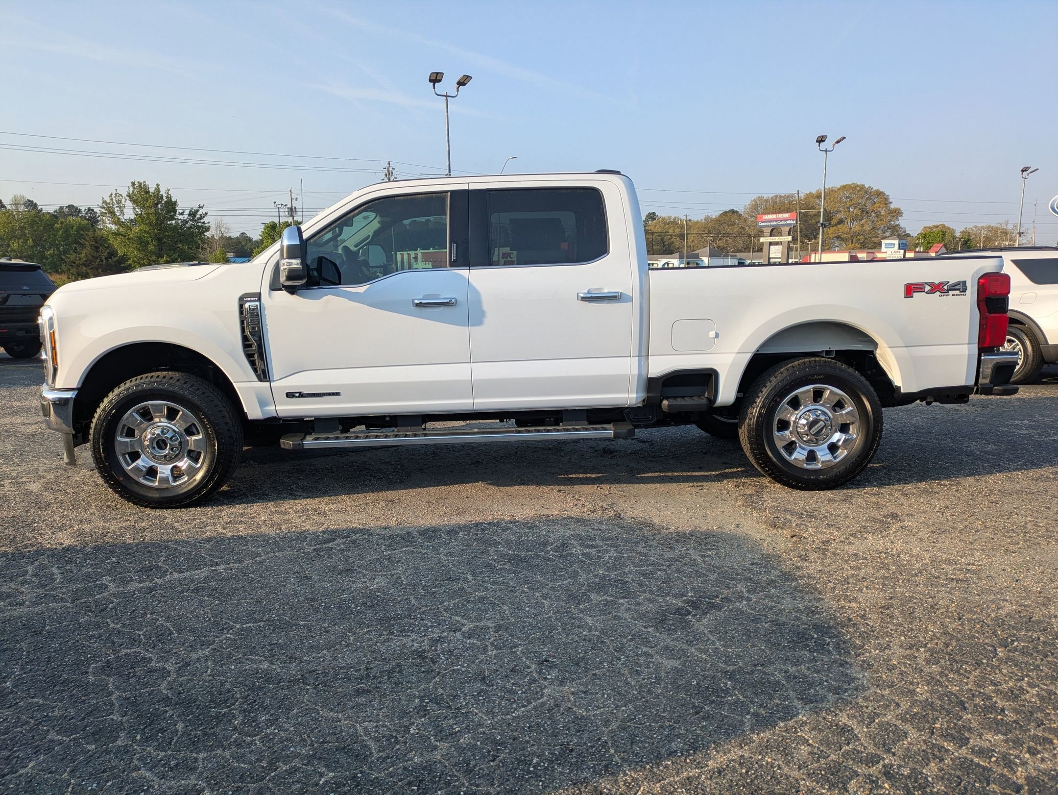 2026 Ford Super Duty F-250 SRW LARIAT