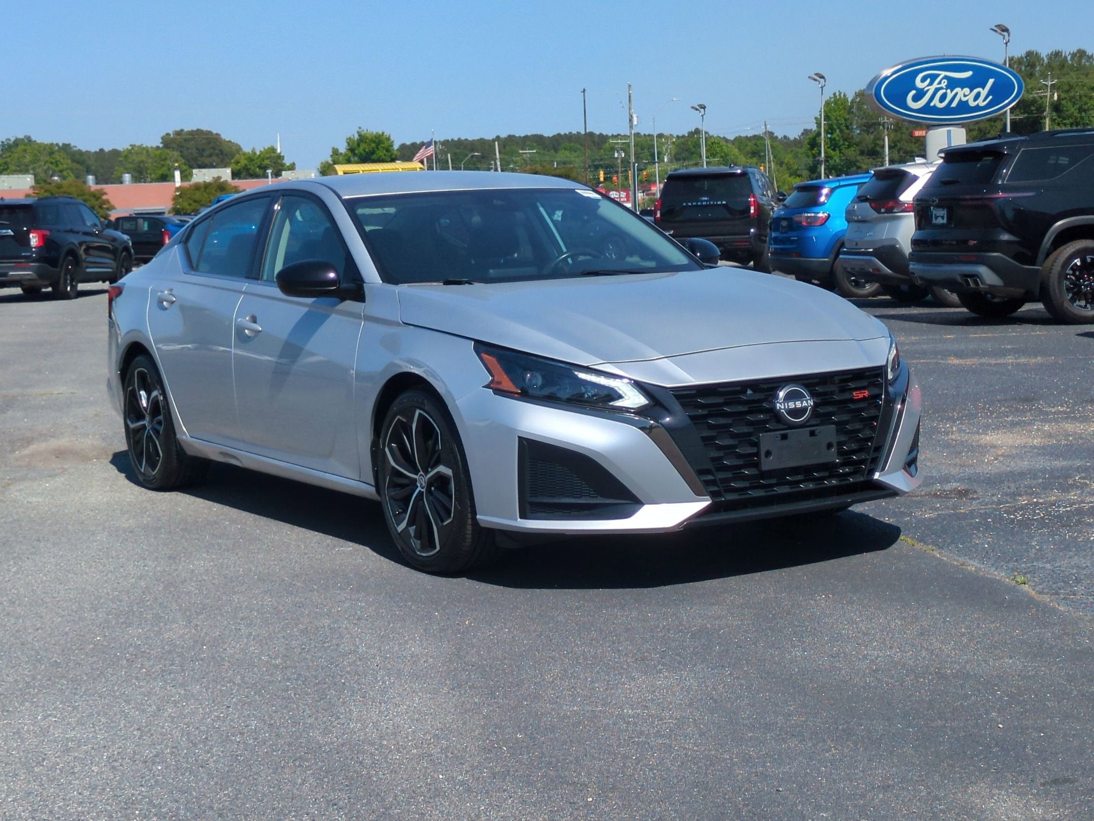 2024 Nissan Altima 2.5 SR
