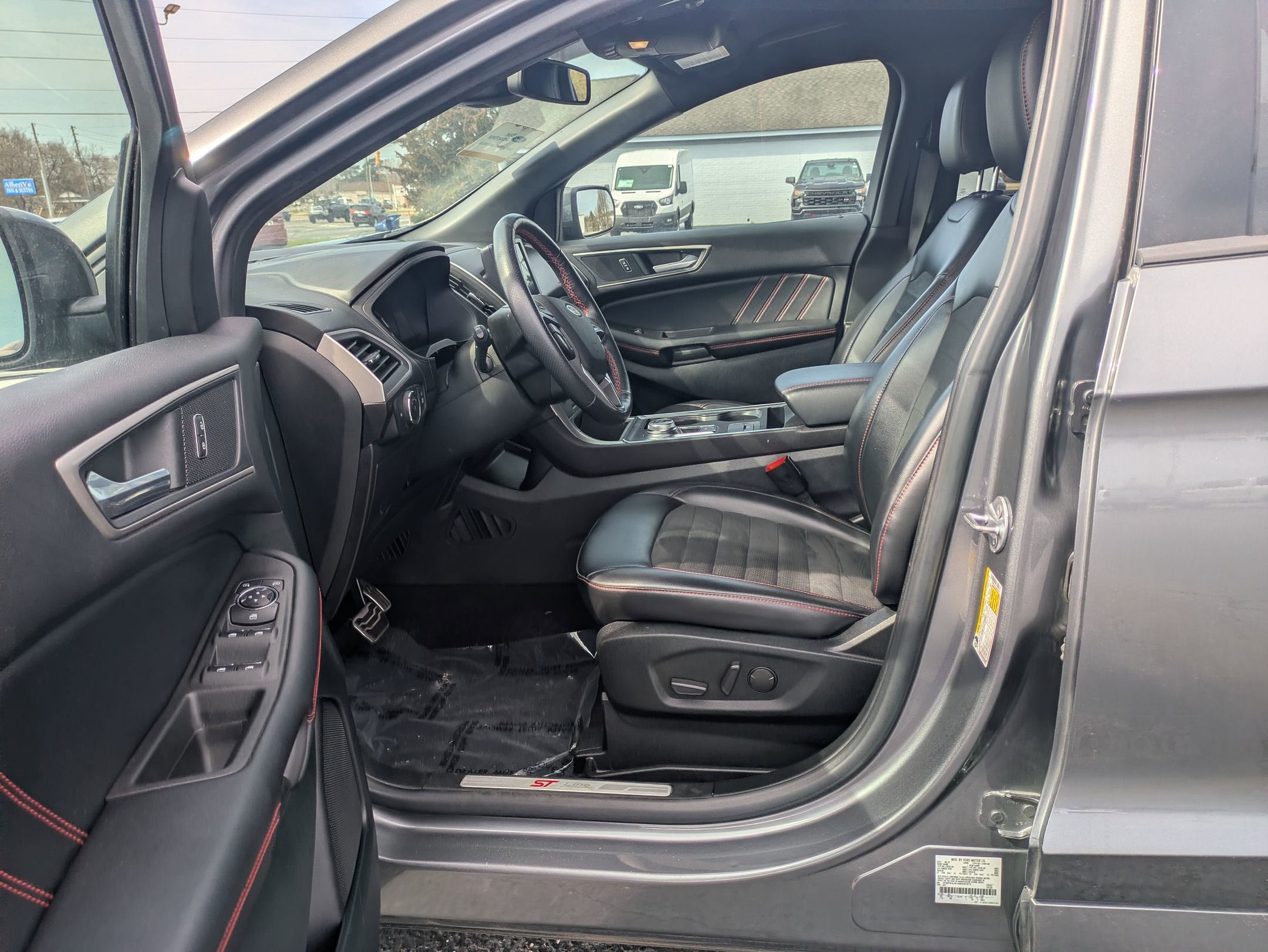 2022 Ford Edge ST Line