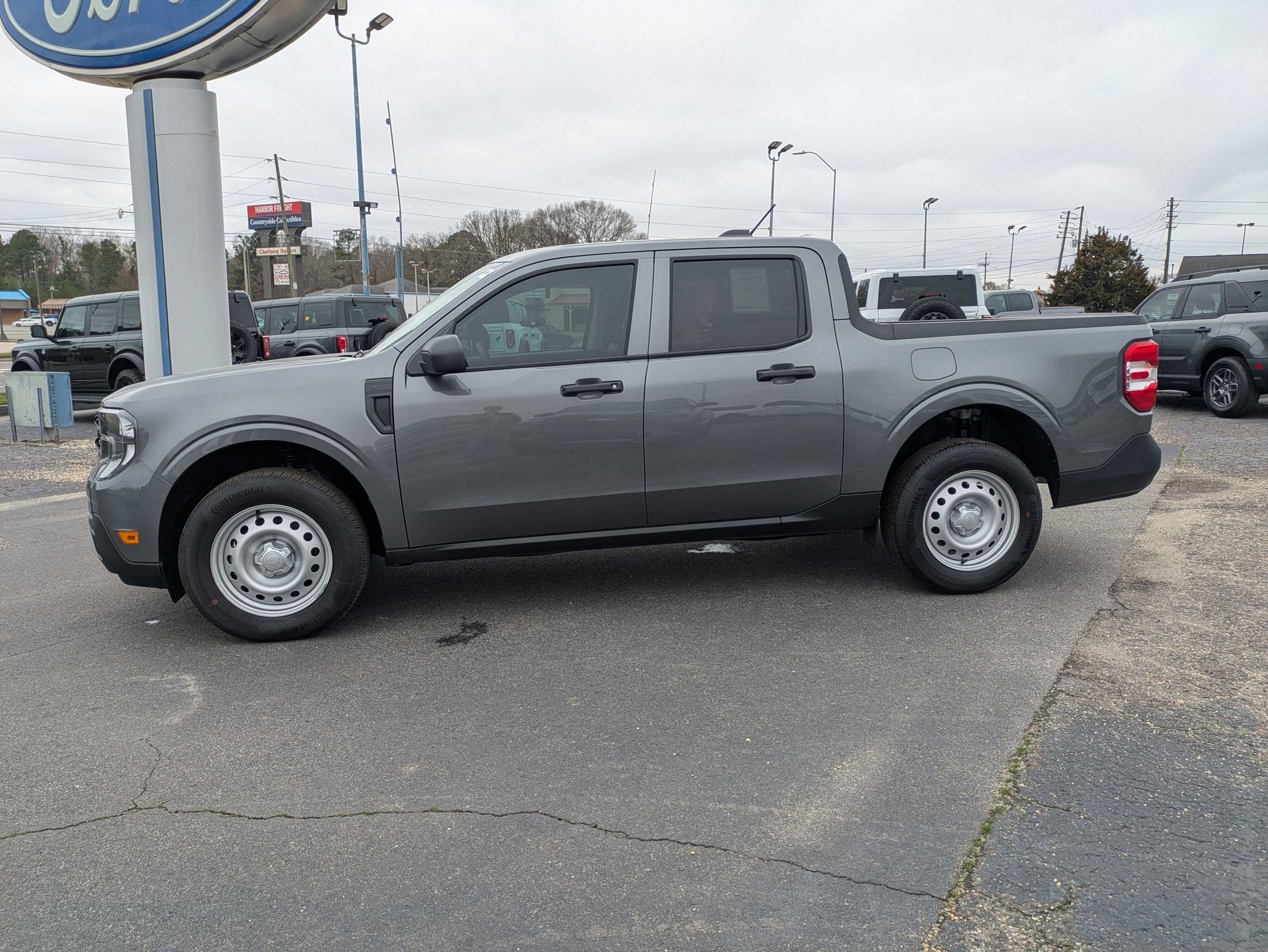 2026 Ford Maverick XL