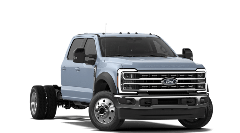 2027 Ford Super Duty F-450 DRW F-450® LARIAT®