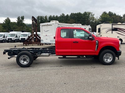 2025 Ford Super Duty F-350 SRW XL