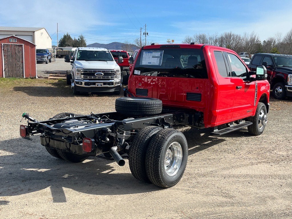 2026 Ford Super Duty F-350 DRW XLT DRW