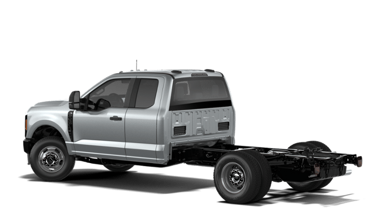 2027 Ford Super Duty F-350 DRW XL