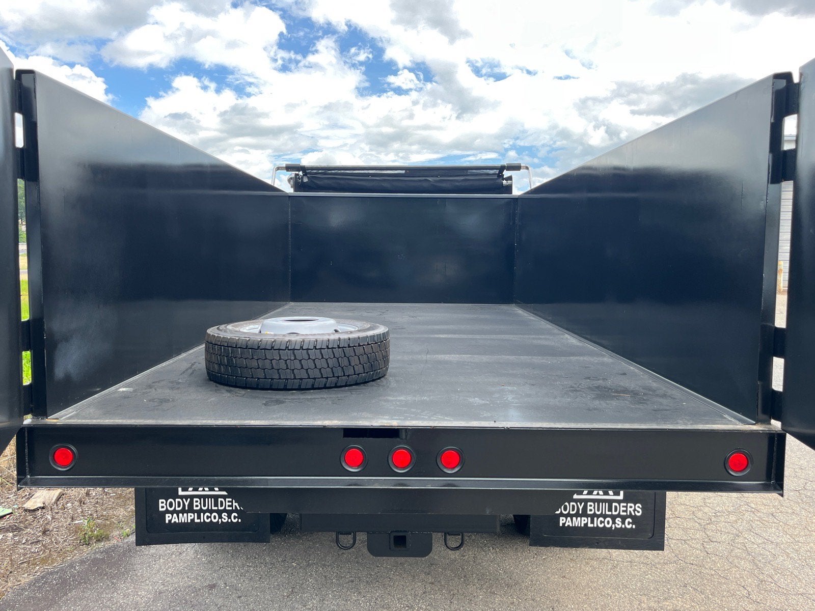 2026 Ford Super Duty F-550 DRW XL DRW