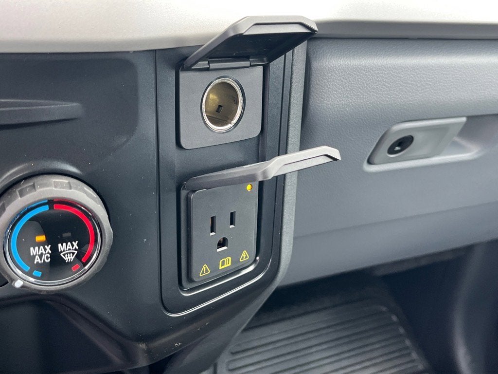 2025 Ford Super Duty F-600 DRW XL