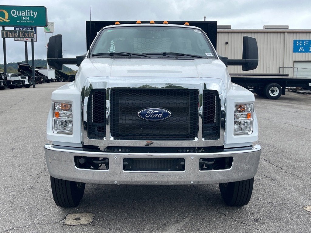 2025 Ford F-650SD Base