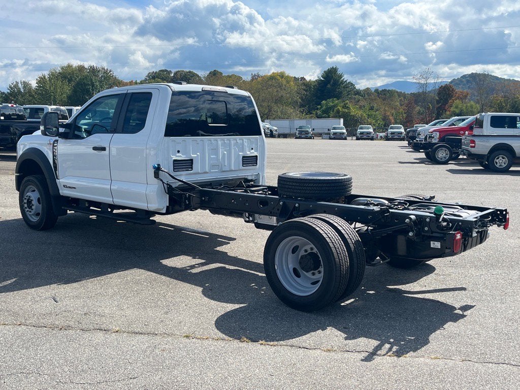 2026 Ford Super Duty F-550 DRW XL DRW