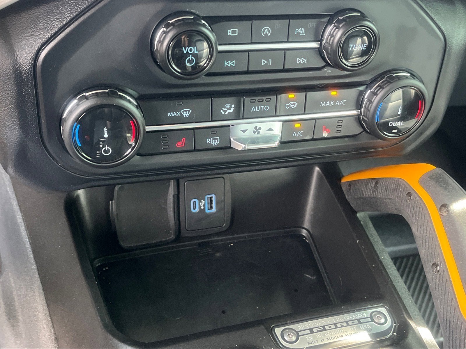 2022 Ford Bronco Badlands Advanced