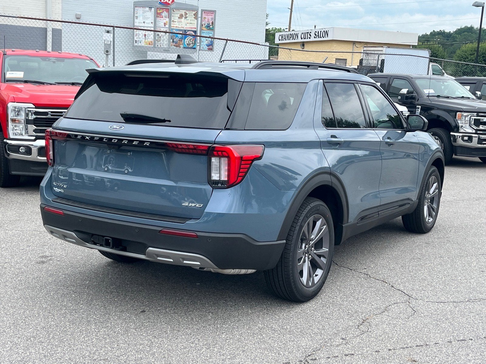 2026 Ford Explorer Active w/200A Pkg