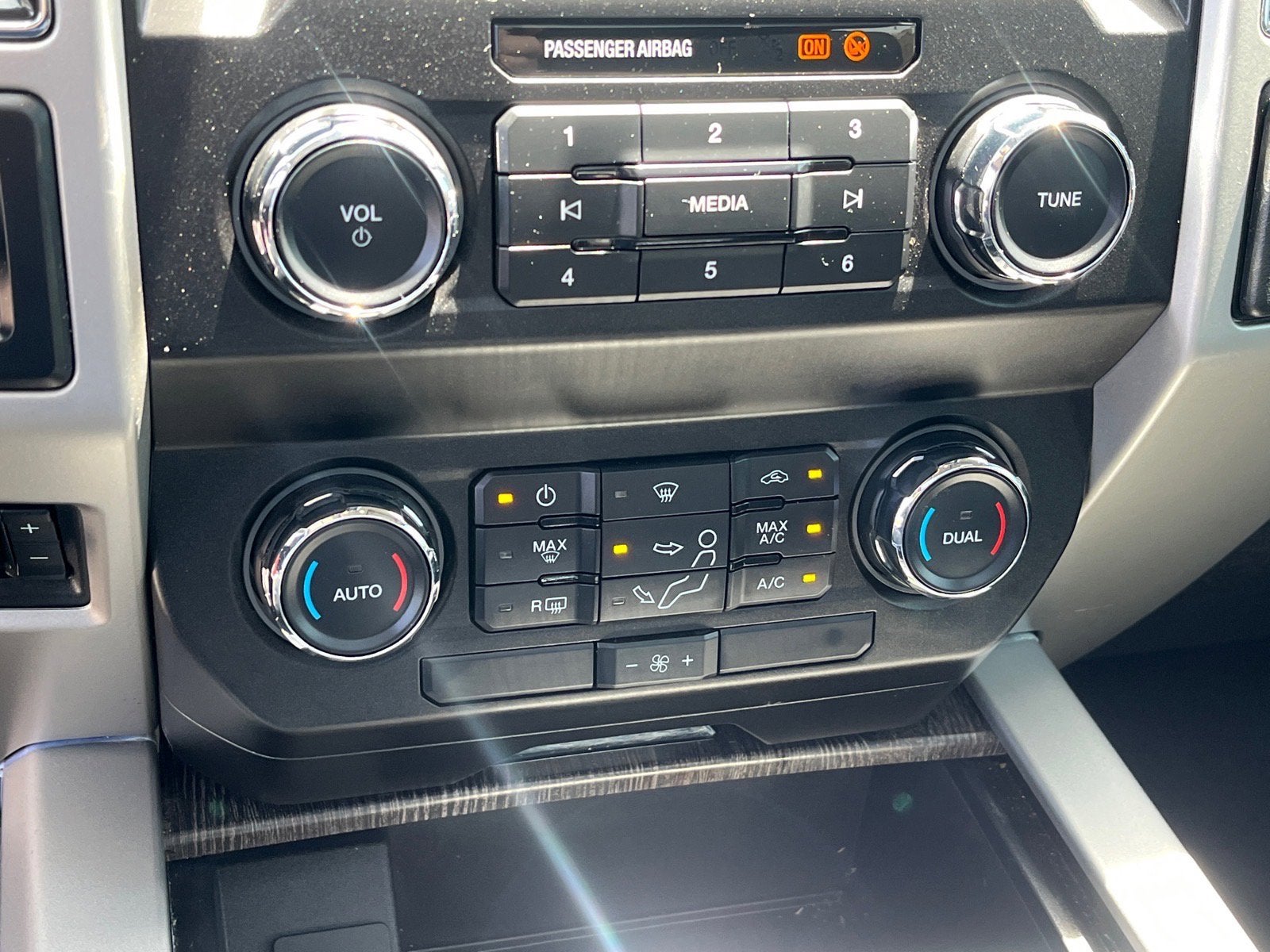 2020 Ford Super Duty F-250 SRW LARIAT