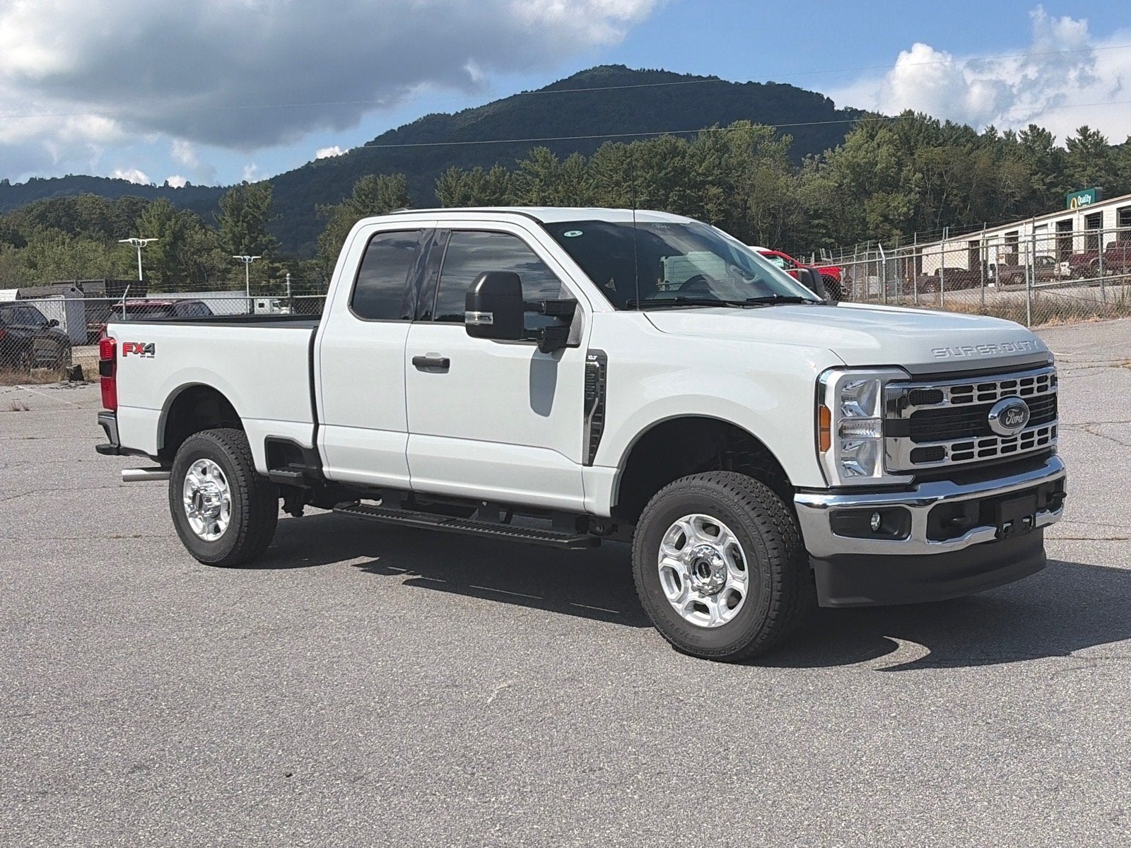 2026 Ford Super Duty F-250 SRW XLT