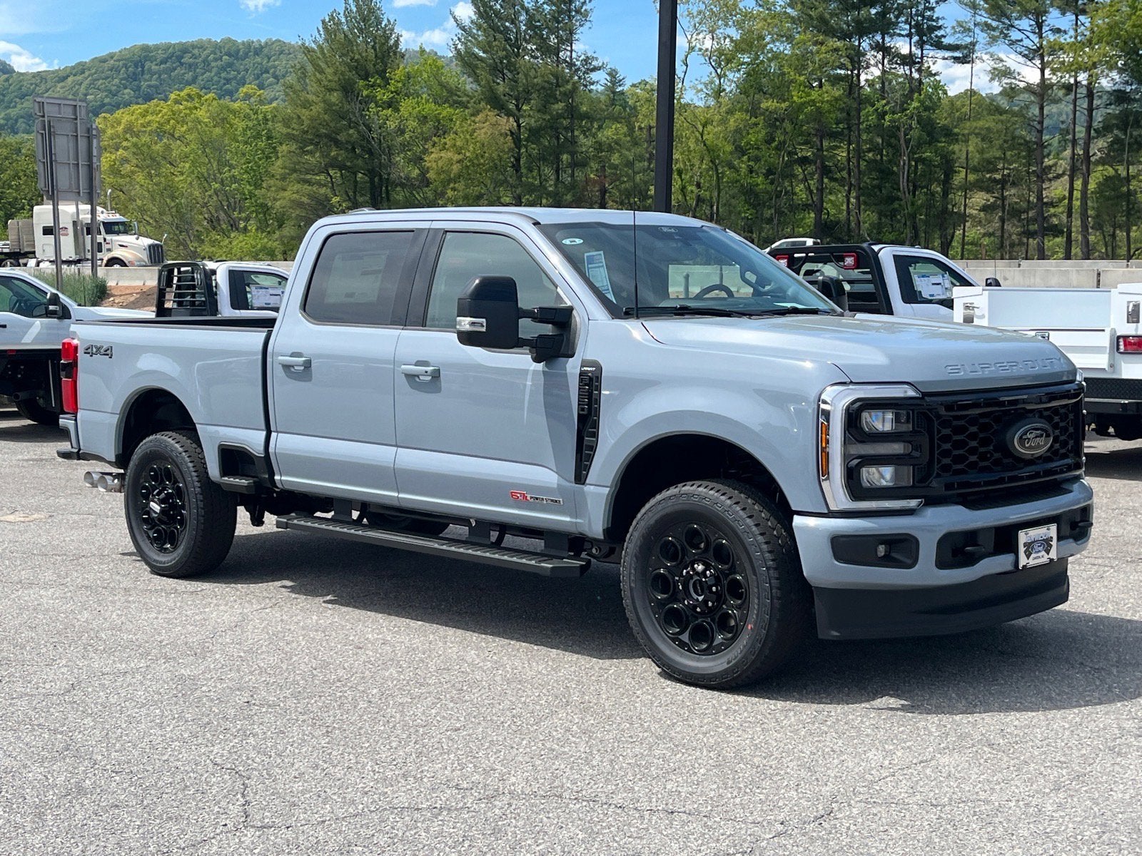 2026 Ford Super Duty F-250 SRW LARIAT
