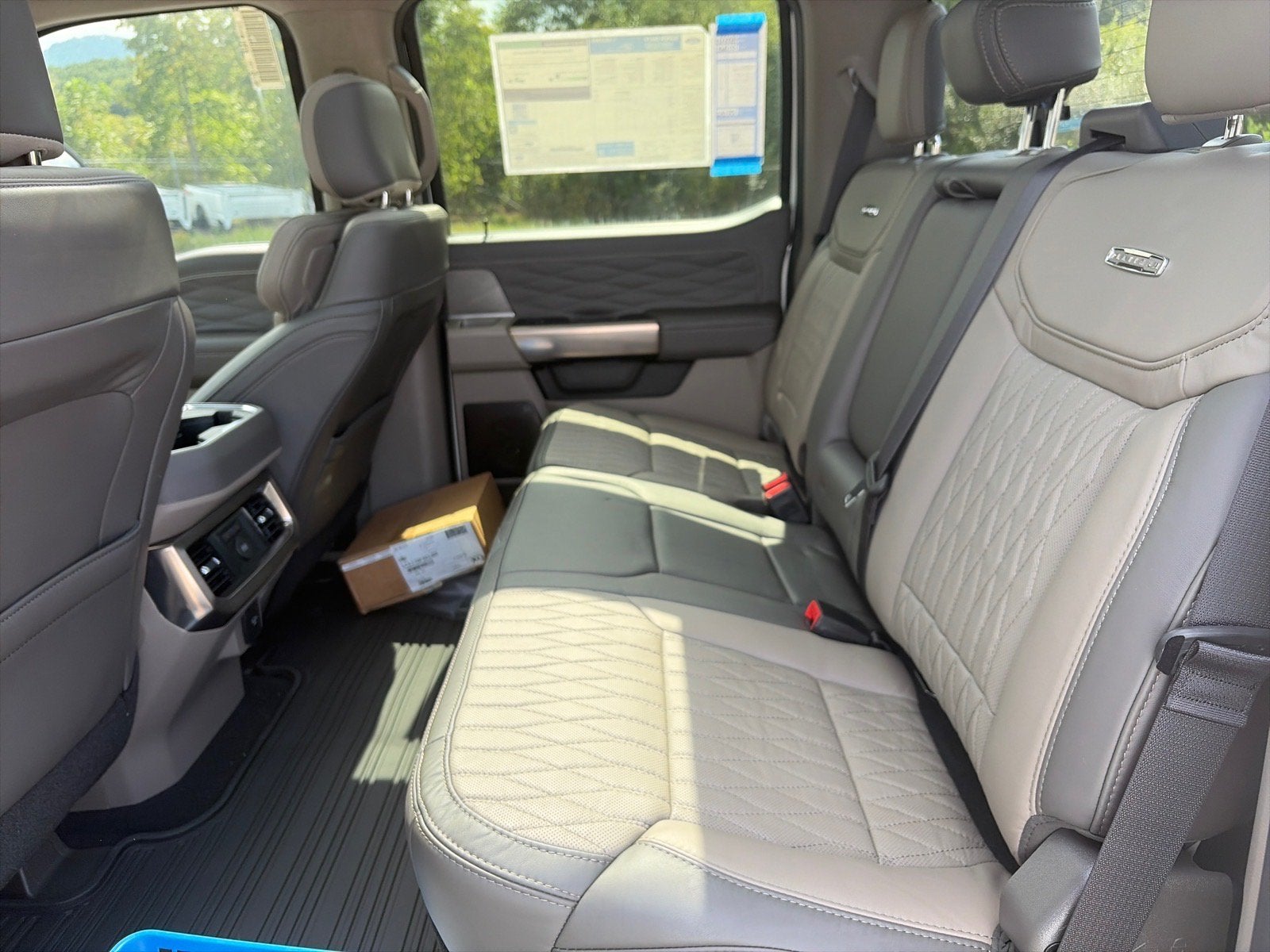 2026 Ford Super Duty F-250 SRW Platinum