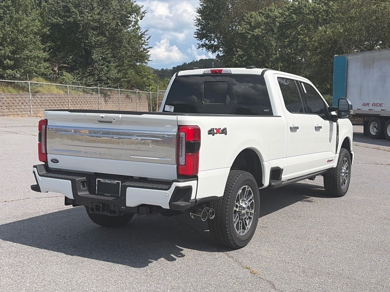 2026 Ford Super Duty F-250 SRW Platinum