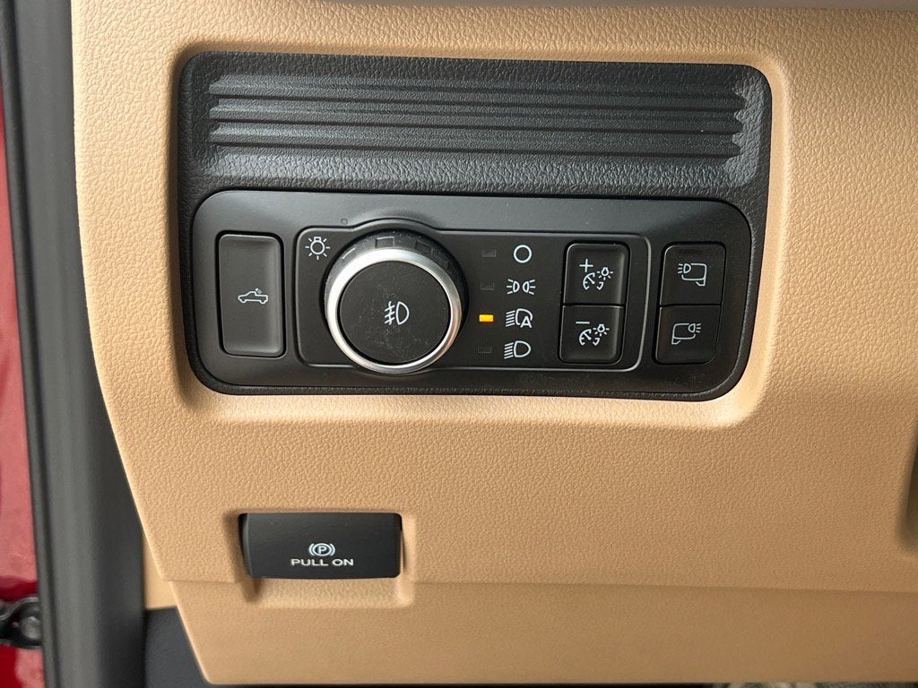 2025 Ford Super Duty F-250 SRW XLT