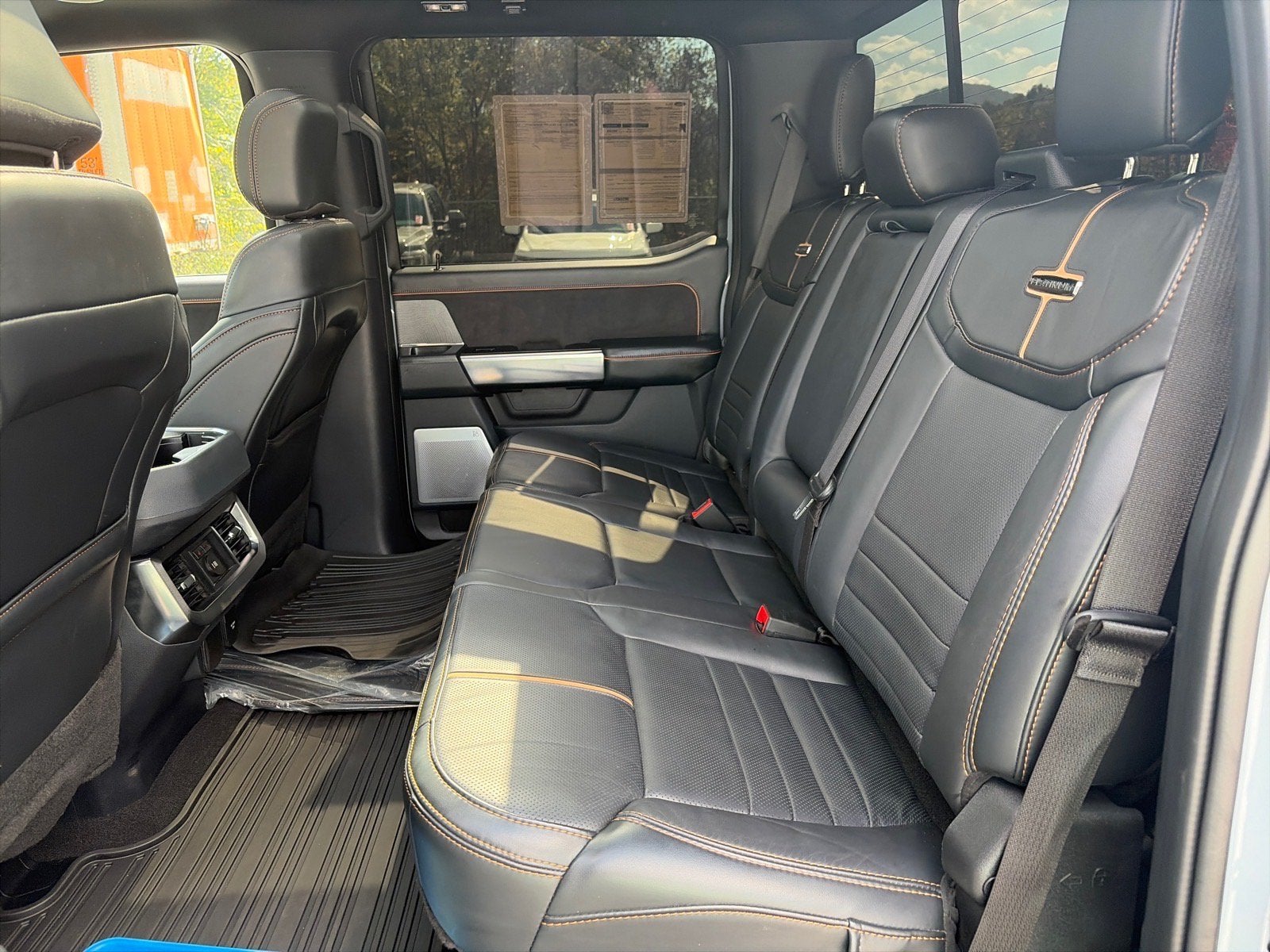 2024 Ford Super Duty F-350 SRW Platinum