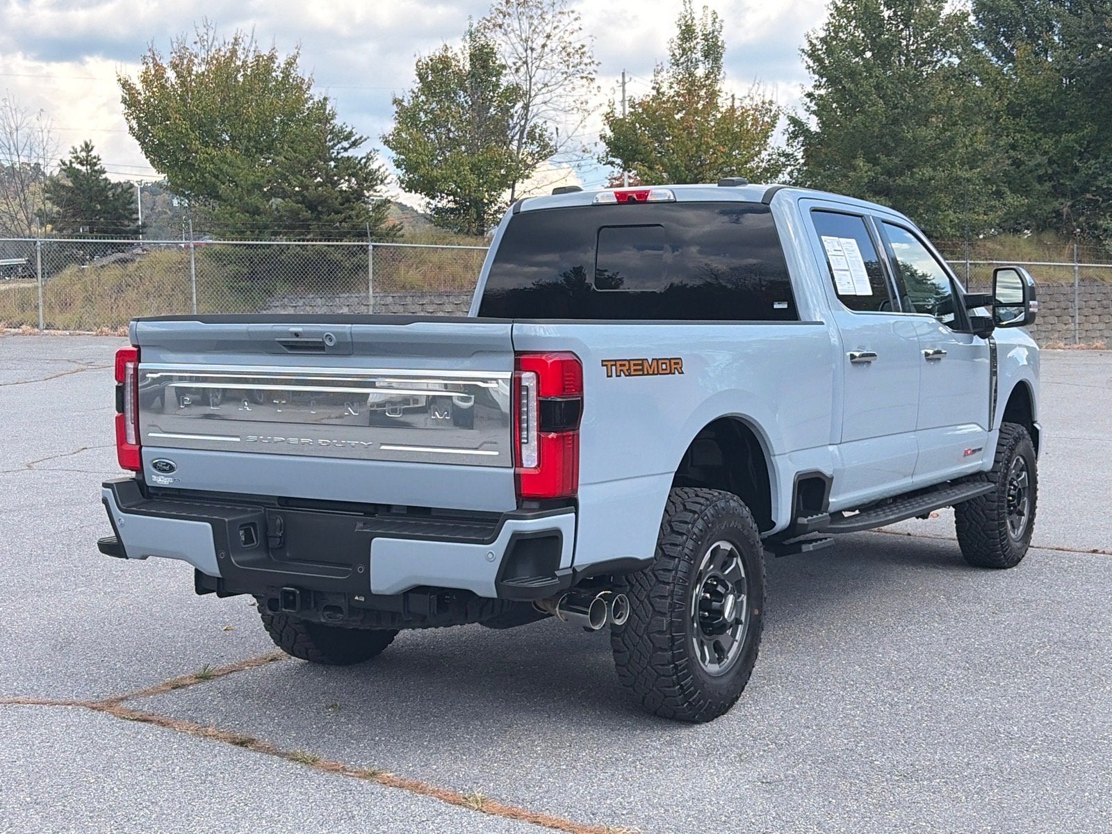 2024 Ford Super Duty F-350 SRW Platinum