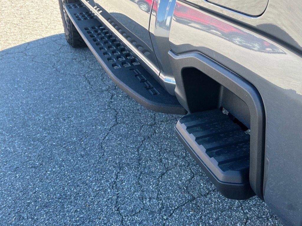 2026 Ford Super Duty F-350 SRW Platinum