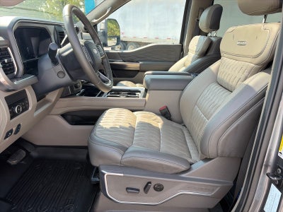 2026 Ford Super Duty F-350 SRW Platinum