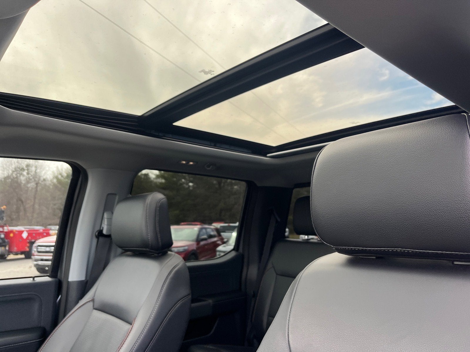 2023 Ford Super Duty F-450 DRW LARIAT