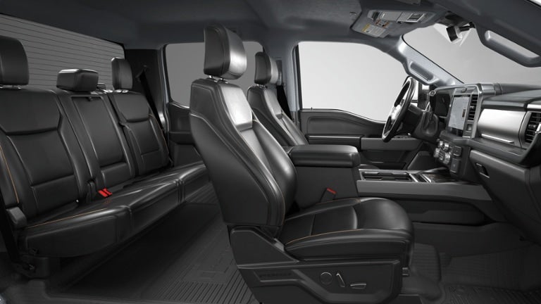2026 Ford Super Duty F-450 DRW LARIAT