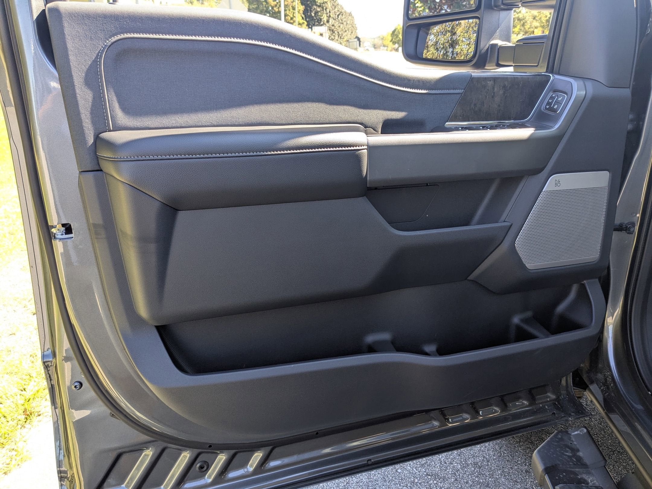 2025 Ford Super Duty F-250 SRW LARIAT