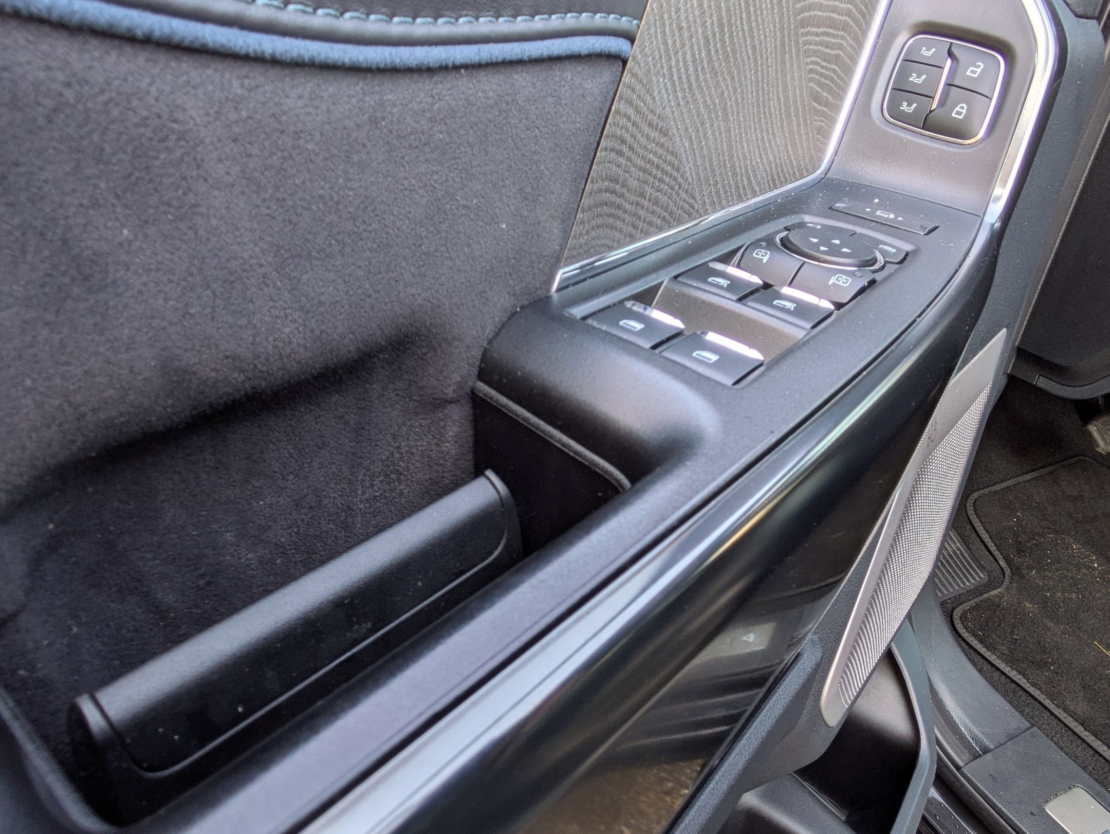 2025 Ford Super Duty F-250 SRW Platinum