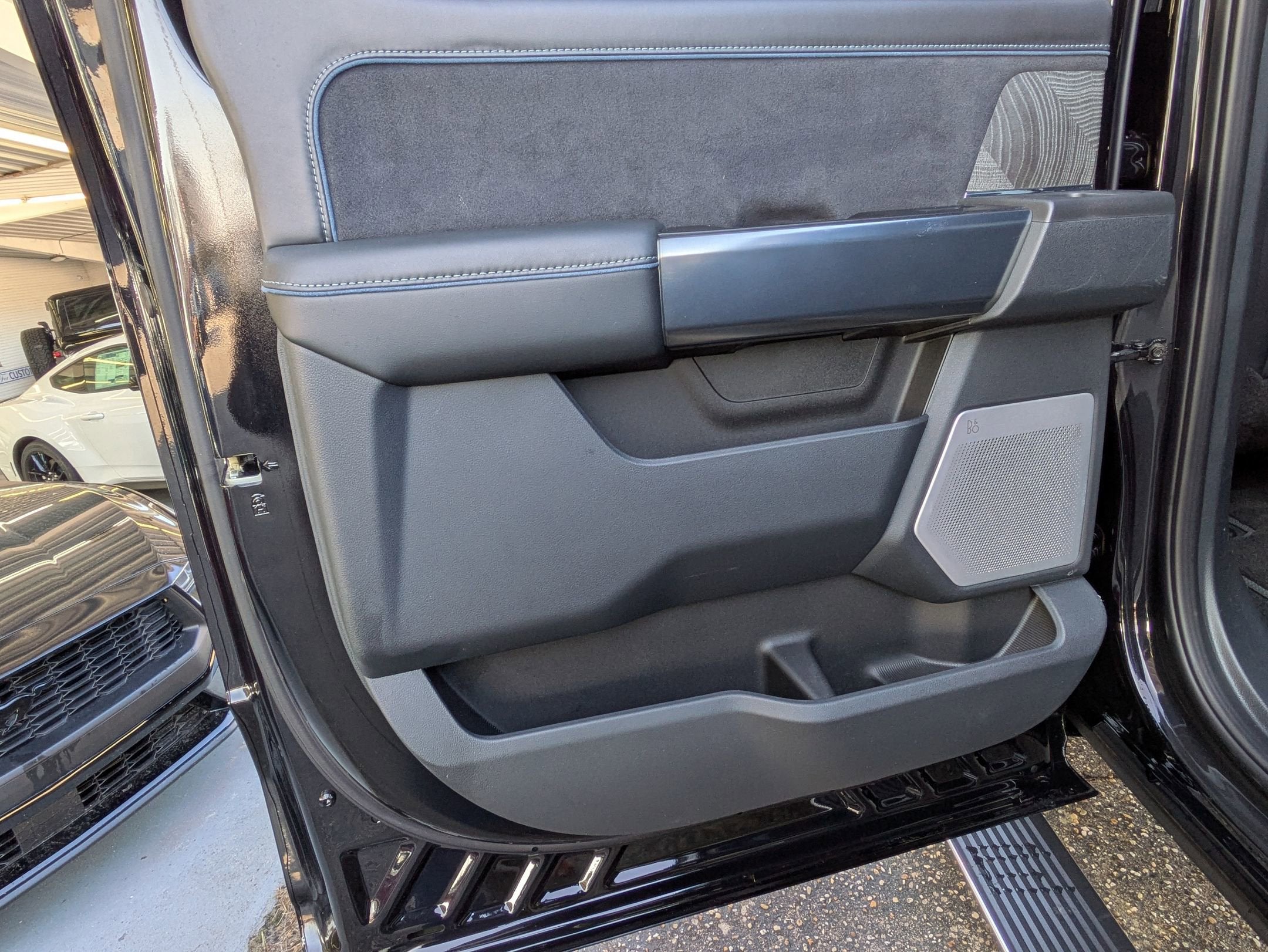 2025 Ford Super Duty F-250 SRW Platinum