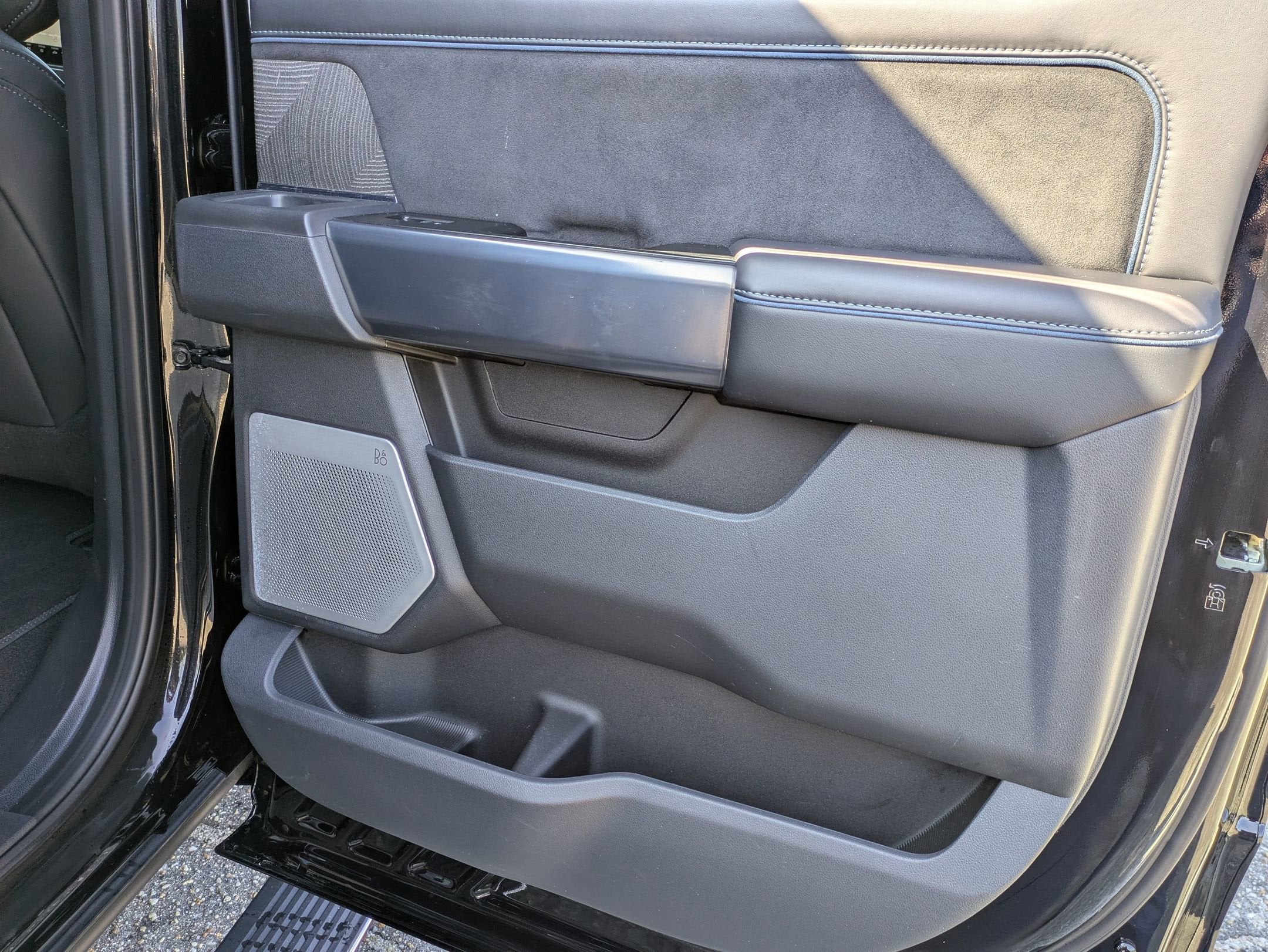 2025 Ford Super Duty F-250 SRW Platinum