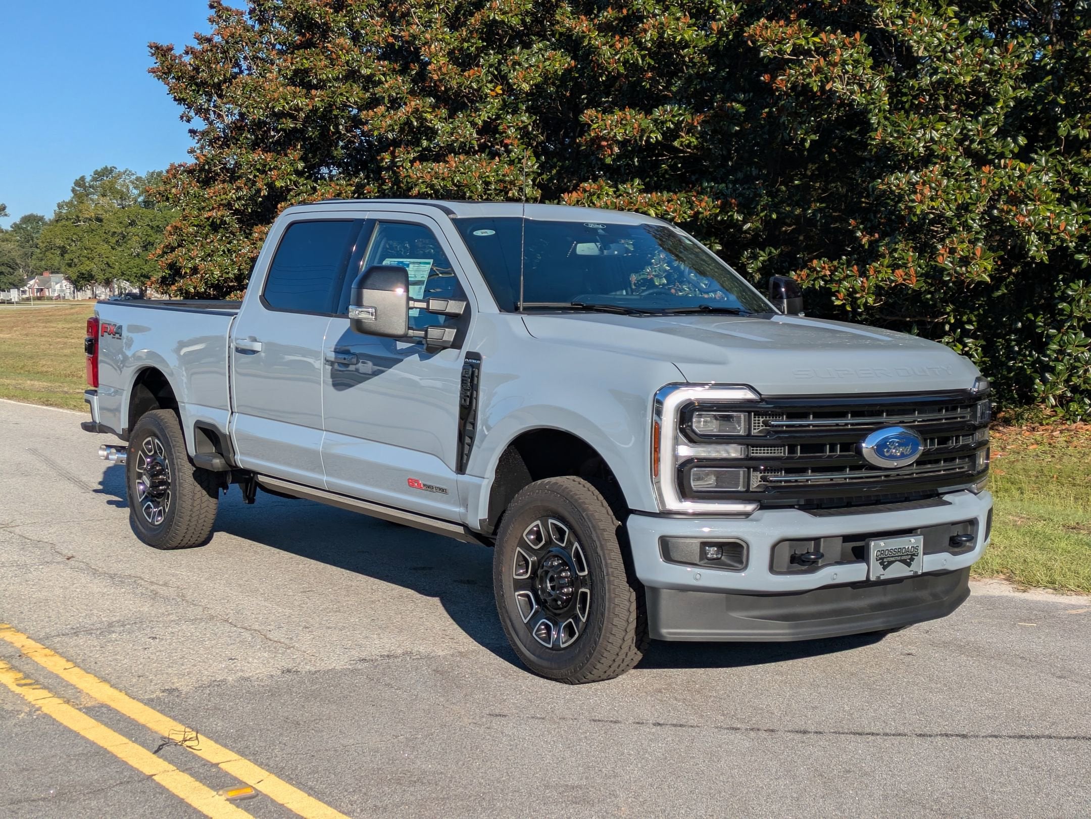 2025 Ford Super Duty F-350 SRW Platinum