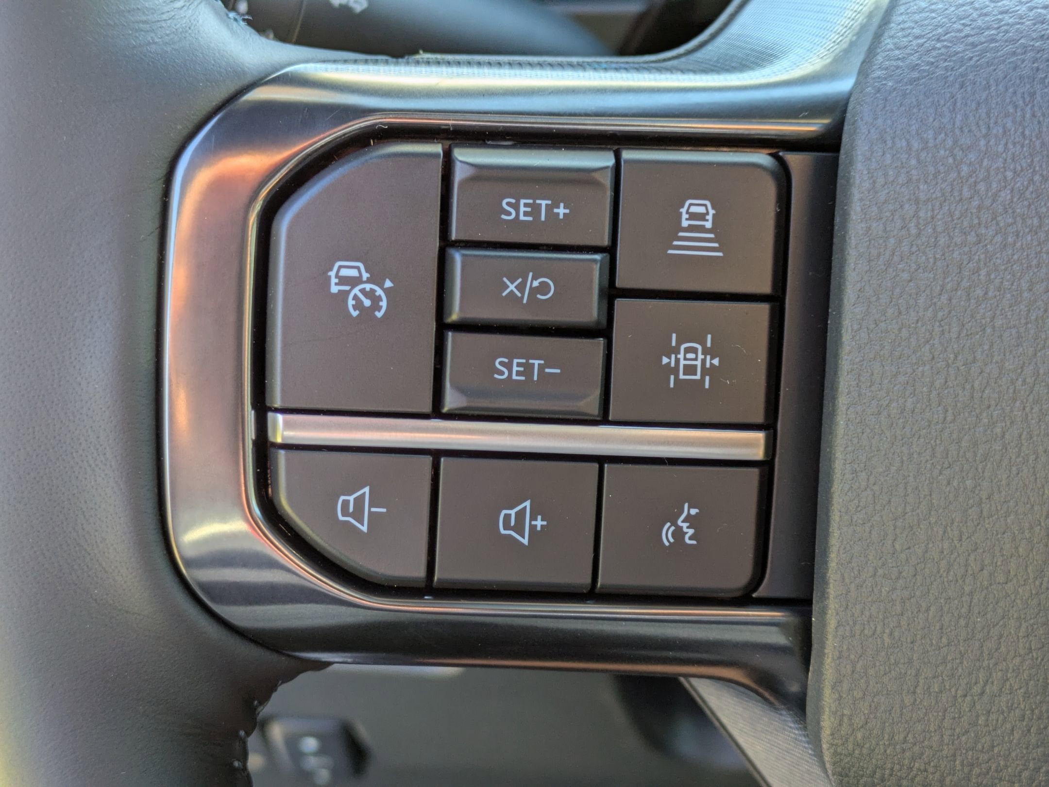 2025 Ford Super Duty F-350 SRW Platinum