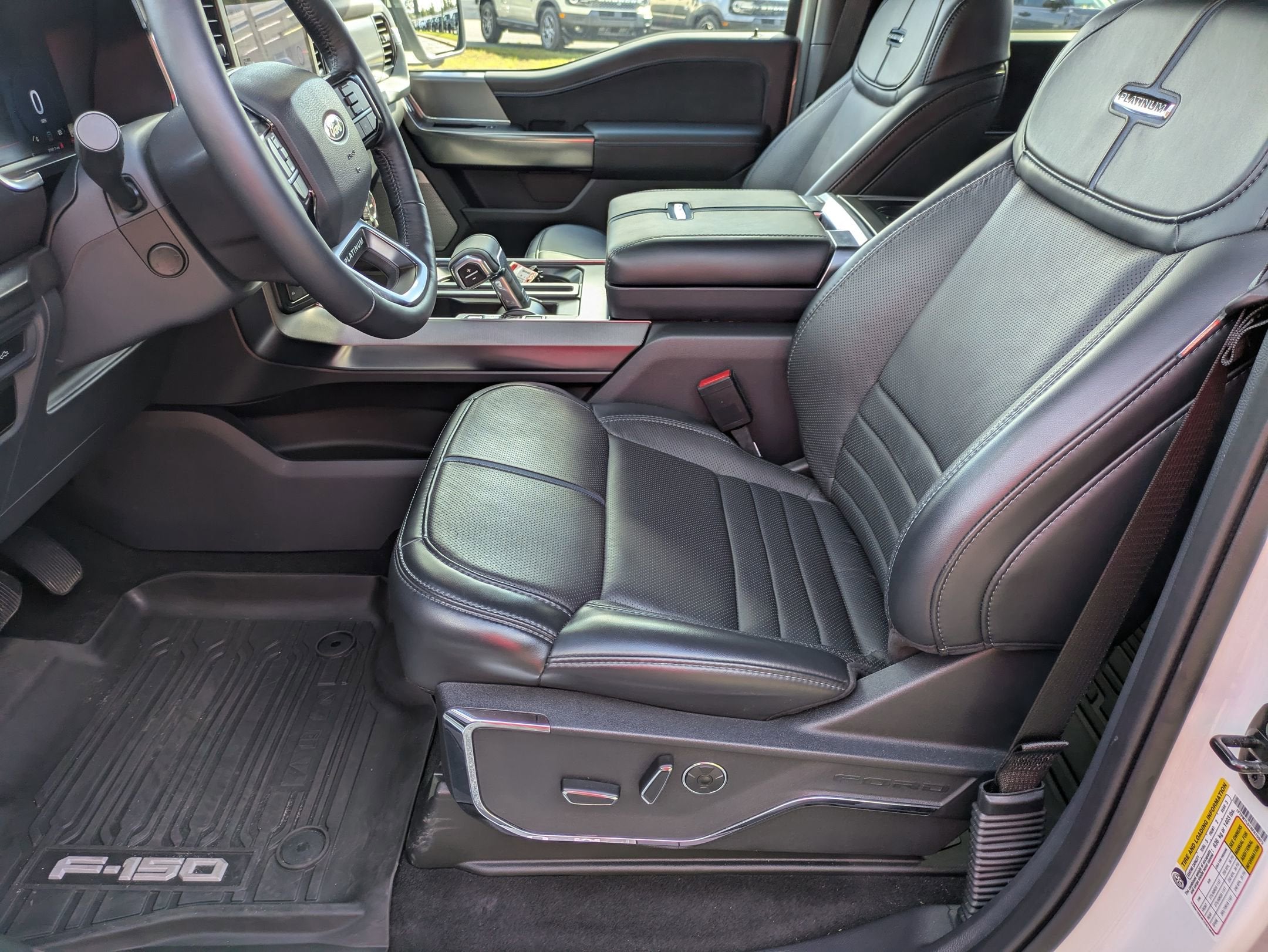 2024 Ford F-150 Platinum