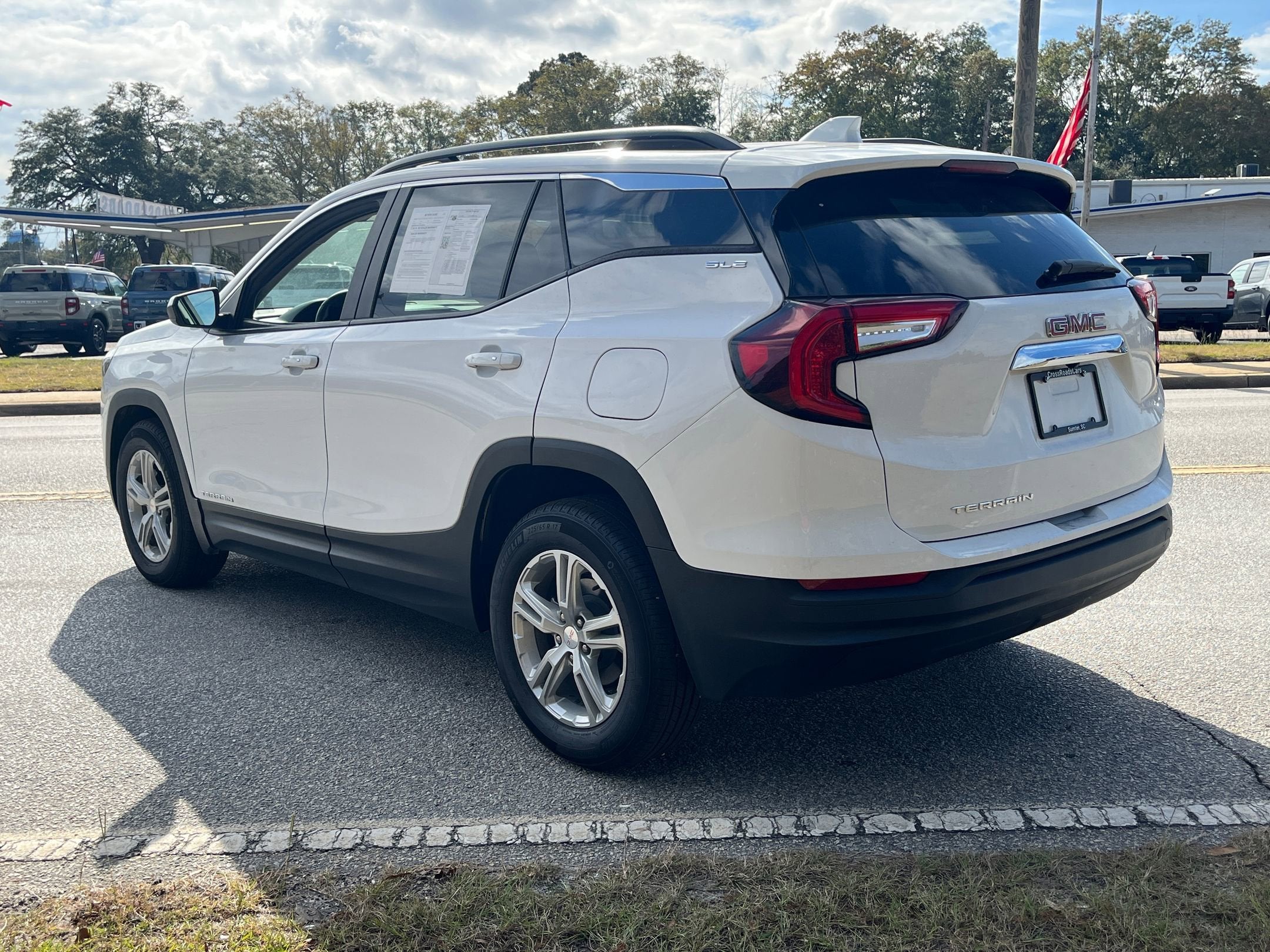 2023 GMC Terrain SLE